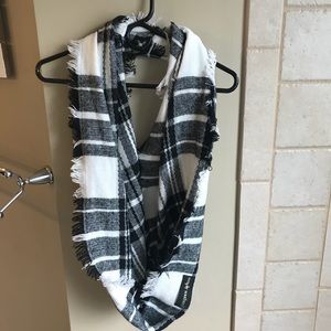 Simply southern infinity scarf